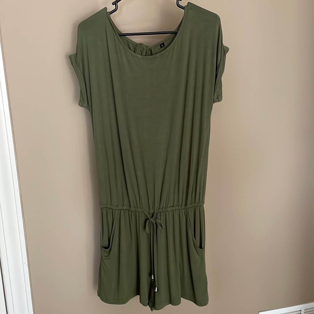 NWOT Women’s Romper